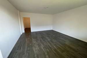 Ruhig, zentral, 1-Zimmer-Wohnung mit Balkon in Barmstedt ab 01.08.26 frei von privat – Erlengrund 2, 25355 Barmstedt – Vorschaubild 19