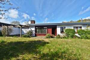 Ebenerdiges Wohnen in Husum! Bungalow mit uneinsehbarem Garten – Nordfriesland (Kreis) – Vorschaubild 1