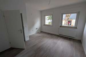 Direkt einziehen! Sanierte 2,5-Zi.-Whg. in Lirich! – Wickstr. 24, 46049 Lirich-Nord, Oberhausen – Vorschaubild 3