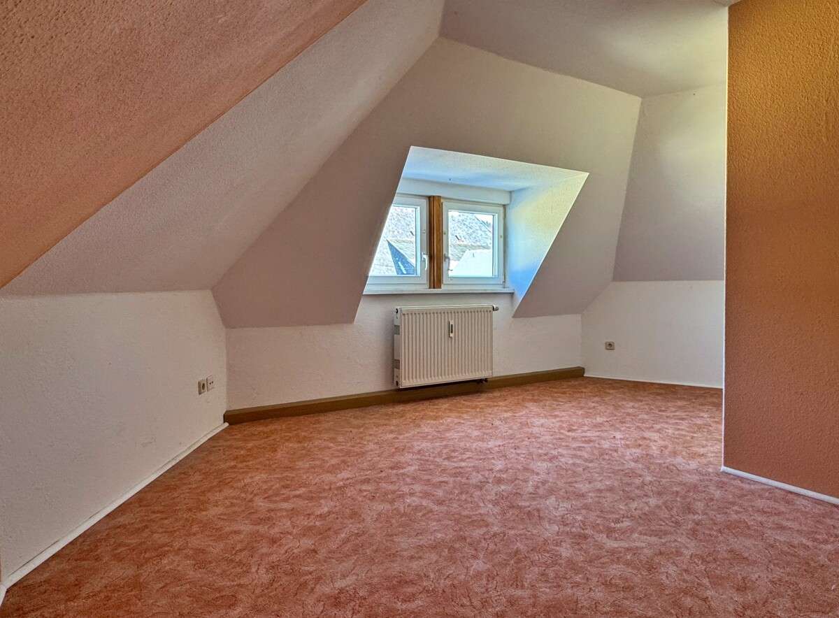 Immobilie in Dippoldiswalde - Familienfreundliches Zuhause mit Garten und Platz fürs eigene Business in Schmiedeberg - Bild 5