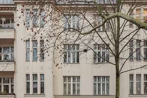 ⭐⭐⭐ Fabulous 2 room Altbau apartment offering space, privacy & elevator access in Alt Treptow – Weichselstrasse 34, 12045 Neukölln (Ortsteil), Berlin – Vorschaubild 2