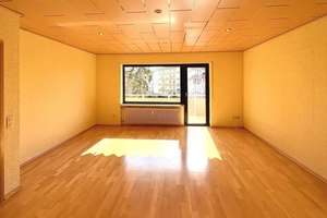 Wohnung in Speyer West; stilvolle 3 Zimmer-Wohnung, 2.OG mit Parket,Nolte Küche,Stellplatz &Garage. – Stettiner str5 5, 67346 West, Speyer – Vorschaubild 4