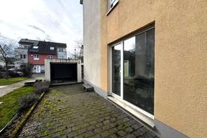PETS ALLOWED IN 2011 DUPLEX HOUSE! approx. 166 m², 4.5-Room, 3.5-Bed, 2.25-Bath, Garage and Parking – Die vollständige Adresse der Immobilie erhältst du vom Anbieter., 65205 Erbenheim, Wiesbaden – Vorschaubild 2