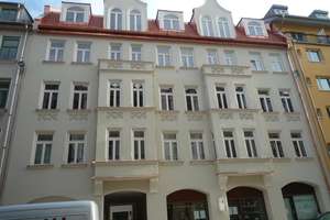 Im historischen Stilaltbau: elegante 3-Zimmer-Wohnung mit Balkon