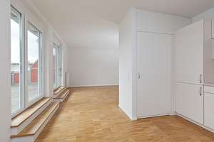 LICHTDURCHFLUTETE 2,5 Zimmer Penthousewohnung mit großer Dachterrasse! – Fasanenweg 31, 22851 Norderstedt – Vorschaubild 5