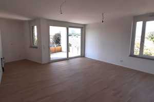 Helle neuwertige 3-Zimmer-Wohnung mit Balkon und Einbauküche in Stuttgart-Steckfeld – Stuttgart – Vorschaubild 1