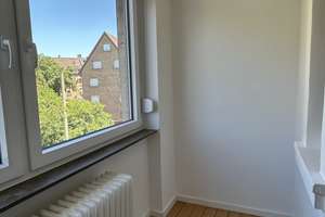 Sanierte 2 Zimmerwohnung mit Loggia und Einbauküche – Wilhelm Wundt Straße 13, 68199 Neckarau, Mannheim – Vorschaubild 4