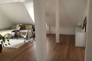 Lichtdurchflutete, sanierte 3,5-Zimmer-Maisonette-Wohnung mit Einbauküche in Stuttgart – Die vollständige Adresse der Immobilie erhältst du vom Anbieter., 70437 Zazenhausen, Stuttgart – Vorschaubild 4