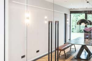 Villa mit zwei autarken Wohneinheiten.
High-End-Ausstattung in begehrter Bestlage von Münster. – Die vollständige Adresse der Immobilie erhältst du vom Anbieter., 48155 Mauritz-Ost, Münster – Vorschaubild 10