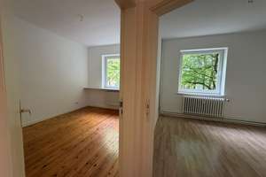 Schöne, modernisierte 2-Zimmer-Wohnung mit EBK in Barmbek-Süd, Hamburg