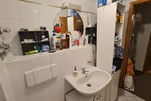 Helle 2-Zimmer-Wohnung mit Balkon in gepflegter Wohnanlage – Augsburg – Vorschaubild 3
