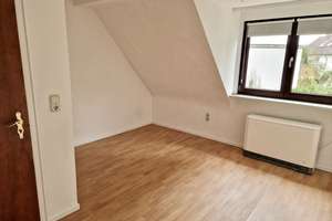 3,5-Zi.-DG-Wohnung 103qm - neue Küche, Garage & Garten, Harleshausen – Die vollständige Adresse der Immobilie erhältst du vom Anbieter., 34128 Harleshausen, Kassel – Vorschaubild 5