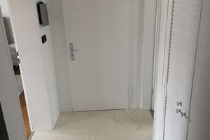 Lebendiger Raum: 3-Zimmer-Wohnung in Ingolstadt – Die vollständige Adresse der Immobilie erhältst du vom Anbieter., 85055 Nordost, Ingolstadt – Vorschaubild 4