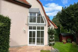 Traumhaft sonniges und lichtdurchflutetes Terrassenparadies mit Gartenblick!