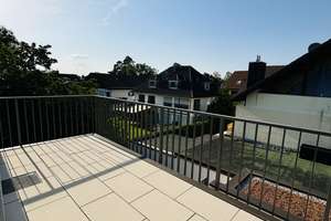 Exklusive Neubau-Dachgeschosswohnung mit großzügigem Balkon und Dachterrasse – Puppenweg 4, 81739 Waldperlach, München – Vorschaubild 4