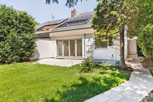 Erstbezug nach exklusiver Kernsanierung: stilvolle Doppelhaushälfte mit Gartenidylle in Gräfelfing – Die vollständige Adresse der Immobilie erhältst du vom Anbieter., 82166 Gräfelfing – Vorschaubild 4