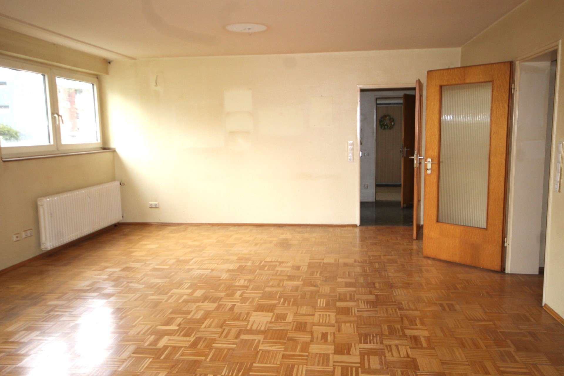 Für den Käufer provisionsfrei: 3-Zimmer-Wohnung mit Balkon in Düsseldorf-Volmerswerth, Düsseldorf – Bild 4