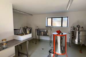 Bornheim-Brenig: Vierkanthof, Wohnen ca. 121 m² / Nutzfläche 220 m², hohes Ausbaupotential … – Die vollständige Adresse der Immobilie erhältst du vom Anbieter., 53332 Bornheim – Vorschaubild 8