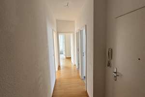 Ruhige 3 Zimmer-Wohnung mit Einbauküche und Balkon in Langenhorn, Hamburg – Die vollständige Adresse der Immobilie erhältst du vom Anbieter., 22417 Langenhorn, Hamburg – Vorschaubild 12