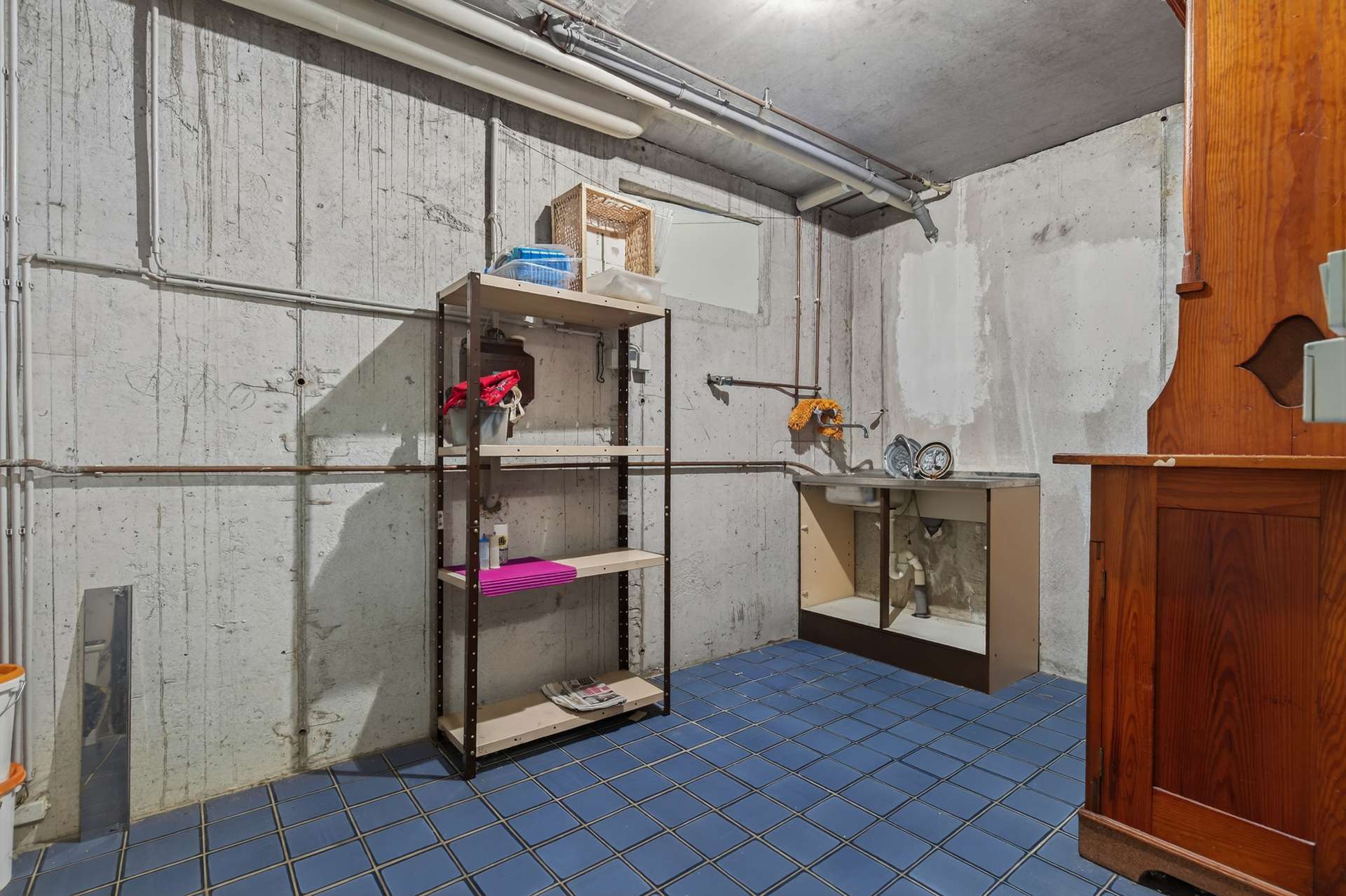 Immobilie in Dettenheim - Viel Platz für Ihre Ideen – renovierungsbedürftige Doppelhaushälfte in Dettenheim - Bild 18