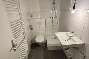 Frisch renovierte 2-Zimmer Wohnung mit Balkon in Uninähe – Brunswiker Straße 49, 24106 Damperhof, Kiel – Vorschaubild 2