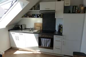 Neuwertige Dachgeschosswohnung mit EBK und Balkon in Ingolstadt-Nord – Grillparzerstraße 14a, 85055 Nordost, Ingolstadt – Vorschaubild 5