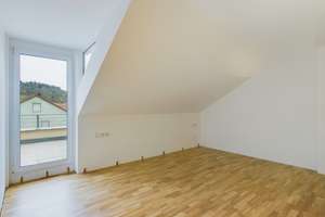 KLIMATISIERTE DG-WOHNUNG in TOP-QUALITÄT nur für KURZZEITVERMIETUNG – Die vollständige Adresse der Immobilie erhältst du vom Anbieter., 71384 Weinstadt – Vorschaubild 15