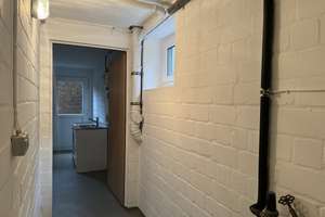 Aufwändig modernisiertes Einfamilienhaus + Keller + Garage + Garten - gepflegte Wohnlage – Die vollständige Adresse der Immobilie erhältst du vom Anbieter., 28857 Syke – Vorschaubild 32