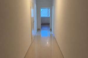 Alltagstaugliche 2-Zimmer-Wohnung mit Balkon in Milbertshofen – Königsteinstraße 8, 80807 Milbertshofen, München – Vorschaubild 8