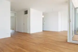 Besichtigung Sa./So.! modernes.-Dachgeschoss mit Fußbodenheizung & Badewanne – 0172-3261193 – Berlin – Vorschaubild 1