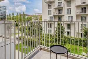 Stilvoll möbliertes, geräumiges 1-Zimmer-Apartment mit EBK und Balkon in Schwabing, München – Leopoldstr. 204, 80804 München – Vorschaubild 14