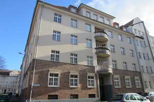 Wer will mich!? Praktische 3-Zimmer-Wohnung – Neumannstr. 8, 4318 Anger-Crottendorf, Leipzig – Vorschaubild 1