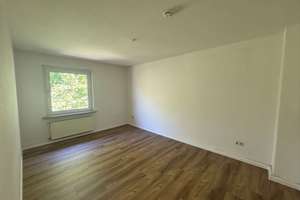 Teilweise renoviert! 2-Zimmerwohnung mit Balkon in Wuppertal-Elberfeld Citynähe – Gesundheitsstraße  101, 42103 Elberfeld, Wuppertal – Vorschaubild 4