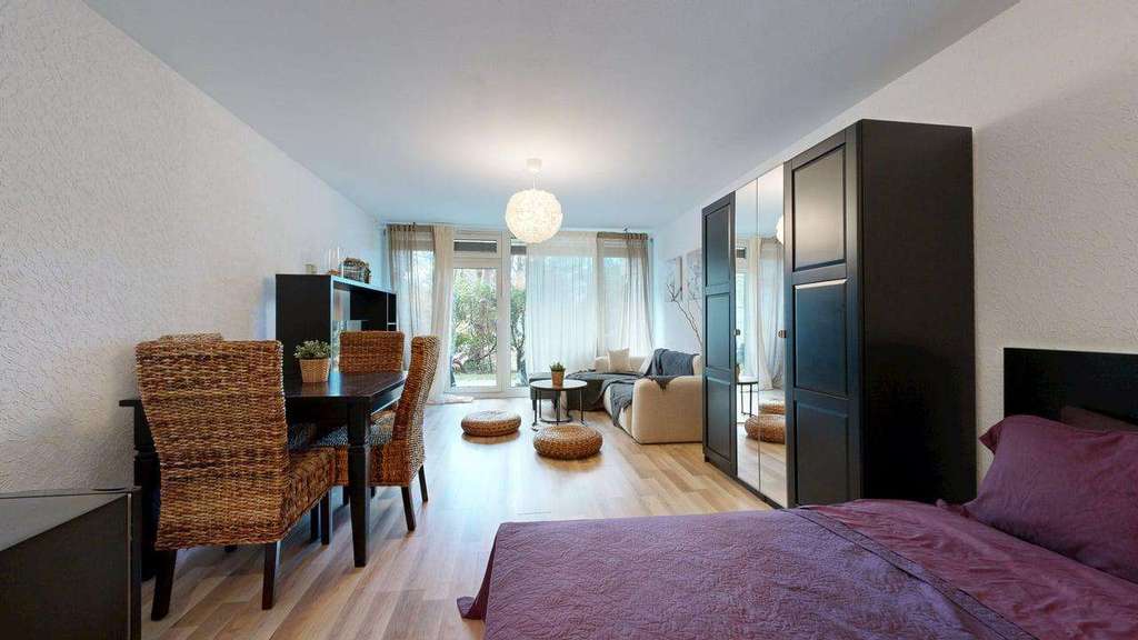 Immobilie in Taufkirchen - Charmante 1-Zimmer-Gartenwohnung in Taufkirchen – Erdgeschoss mit Terrasse - Bild 0