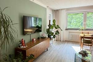 Helle und modern renovierte 3-Zimmer-Wohnung mit Balkon in Wolfsburg-Teichbreite