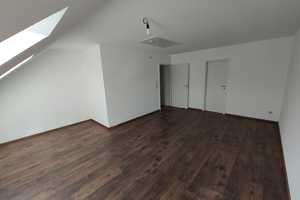 Erstbezug nach Sanierung: Schönes 5-Zimmer-Mittelhaus mit EBK in Frankfurt am Main Nieder-Erlenbach – Hohe Brück 11b, 60437 Frankfurt am Main – Vorschaubild 22