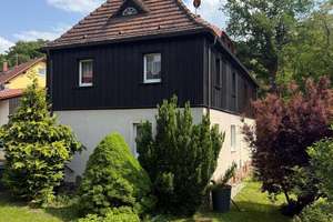 Ansprechende Doppelhaushälfte in Radebeul - Viel Platz und Potenzial für Familie und Handwerk – Sonnenleite 2, 1445 Radebeul – Vorschaubild 3