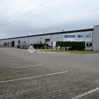 Logistik-Speditionsareal / 8.000 m² / 2-seitige Andienung