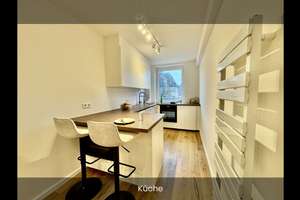 Möblierte 2-Zimmer-Wohnung mit Balkon: Erstbezug nach Modernisierung im Herzen Düsseldorfs!