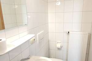 Für Studenten, schönes möbliertes 1-Zimmer Apartment !  Anfragen bitte nur per E-Mail – Katholischer Kirchenplatz 4, 91054 Altstadt, Erlangen – Vorschaubild 13