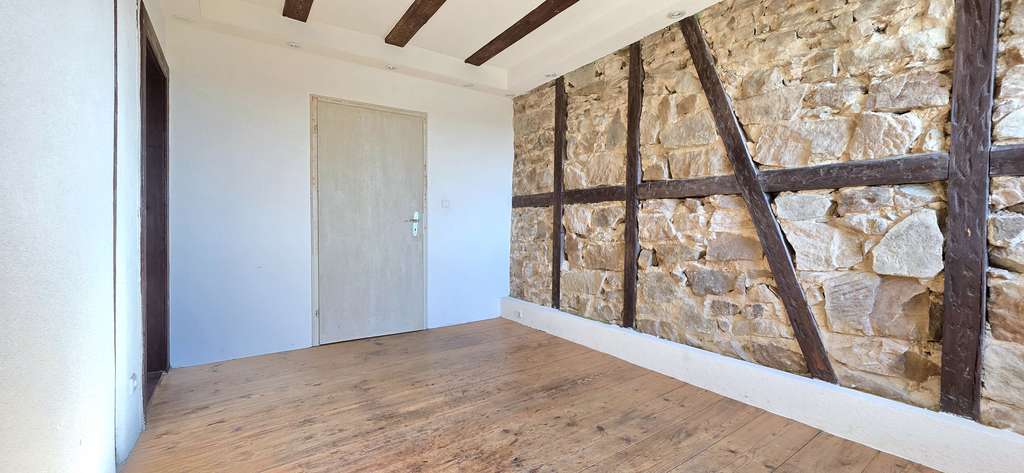 Immobilie in Ühlingen-Birkendorf - Großzügiges Bauernhaus mit separatem Ökonomieanteil in idyllischer Lage von Ühlingen zu verkaufen - Bild 1