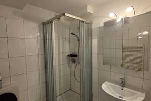 Stilvolle 2-Raum-Wohnung mit Balkon und EBK in Köln Kalk – Breuerstr. 34, 51103 Köln – Vorschaubild 2