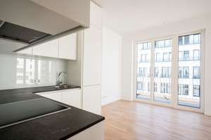 Wunderschönes 2-Zi.-Penthouse, ruhige, Lage, Blick über die Stadt, hochwertige EBK & Klimaanlage – Nachodstraße 15B, 10779 Wilmersdorf, Berlin – Vorschaubild 4