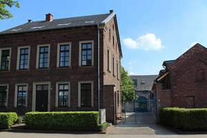 Schönes, geräumiges Haus mit drei Zimmern in Rhein-Erft-Kreis, Frechen – Kölner Straße 25, 50226 Frechen – Vorschaubild 2