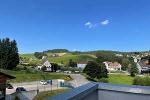 helle, schöne Neubau-Wohnung mit Balkon in Furtwangen (7) – 78120 Schwarzwald-Baar-Kreis – Vorschaubild 11
