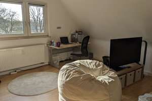 *TOP* 60 qm 3 Zimmer DG Wohnung, inkl. Küche – Kraftstraße 16, 45355 Borbeck-Mitte, Essen – Vorschaubild 8