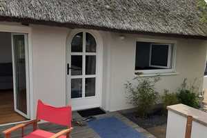 RARITÄT in ERSTER Strandreihe / saniertes Ferienhaus mit Reetdach, Sauna, Gästehaus,  Küche, uvm. – An der Promenade 27, 23999 Nordwestmecklenburg (Kreis) – Vorschaubild 1