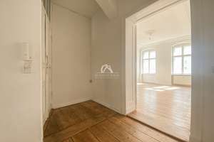 ALTBAULIEBHABER AUFGEPASST! HELLE UND KLASSISCH SCHÖNE ALTBAUWOHNUNG MIT POTENZIAL! PROVISIONSFREI! – Lübecker Straße 29, 10559 Moabit, Berlin – Vorschaubild 19