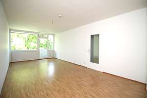 Tolle 2-Zimmer-Wohnung mit großer Loggia – Die vollständige Adresse der Immobilie erhältst du vom Anbieter., 81735 Neuperlach, München – Vorschaubild 2