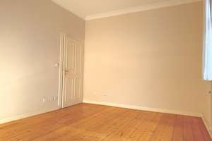 Stilvoll sanierte 3-Zimmer-Altbauwohnung mit privatem Innenhof in ruhiger Wohnlage in Frankfurt-Nied – 65934 Nied, Frankfurt am Main – Vorschaubild 9